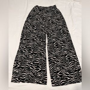 Zara zebra light weight pants size small